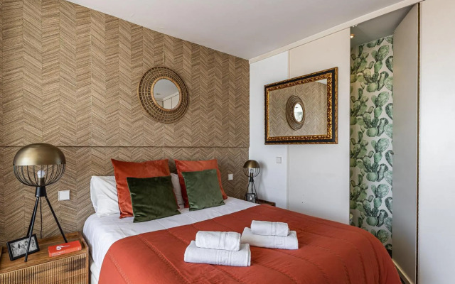 BNBHolder Luxury Triplex CHAMBERI