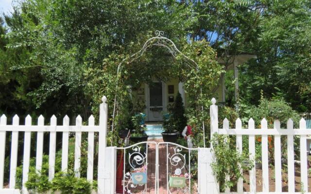 Virginia St Dollhouse
