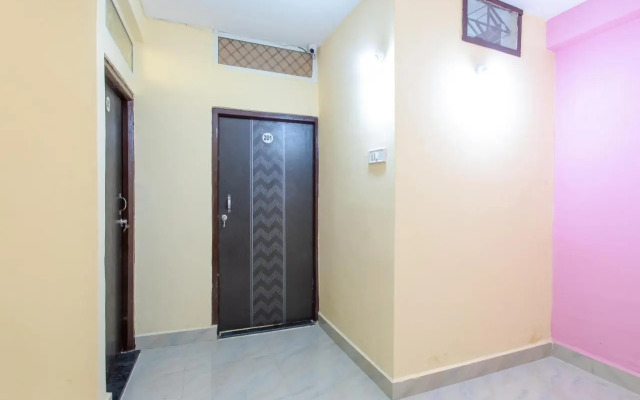 OYO 27817 Hotel Decision