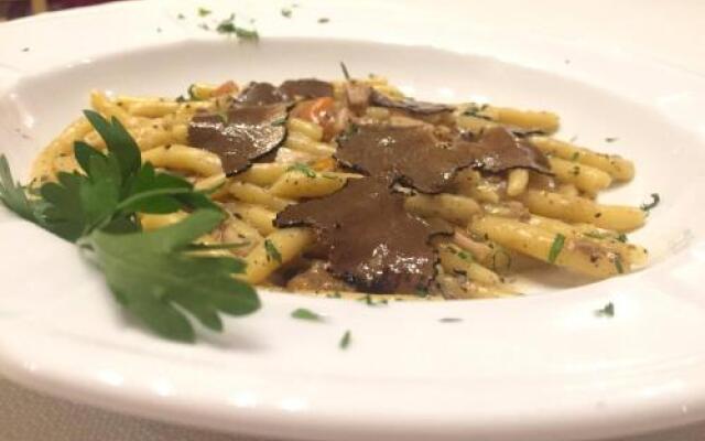 Hotel Ristorante Pizzeria Il Salice