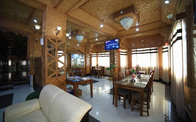 Hotel shimla hills international