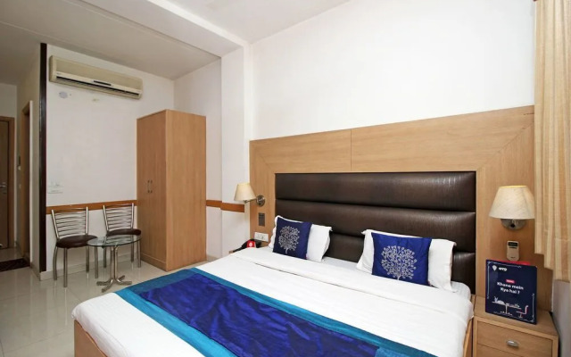 OYO 2791 Hotel Arina Inn