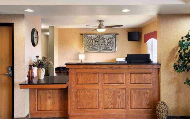 Baymont by Wyndham Fremont