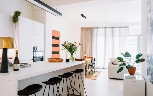 River View Residence - City Center