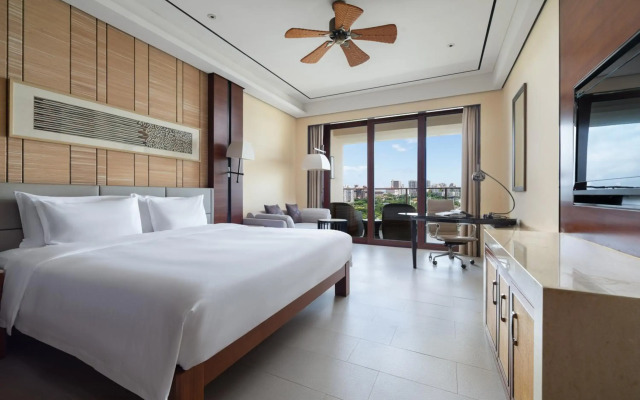 Crowne Plaza Sanya City Center by IHG