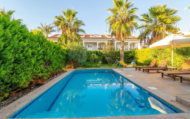 Sunset Beach Villas and Apartments