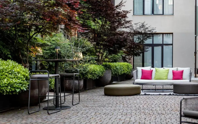 Savona A - 1721 - Milan - HLD 34443