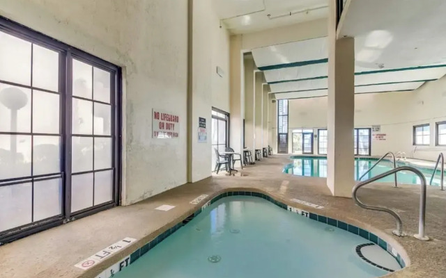 Palms Resort 1502