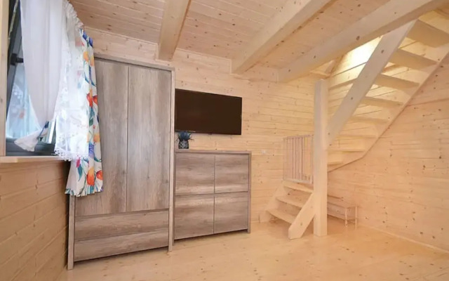 Comfortable Holiday House With a Garden, Dabki