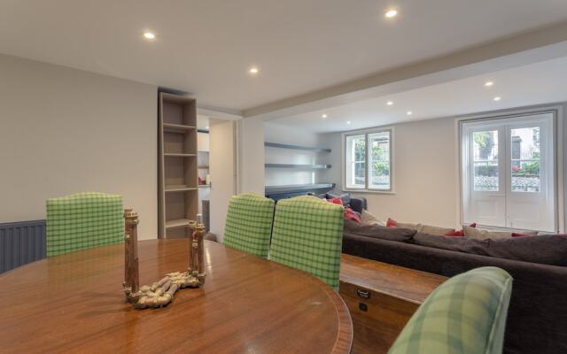 2 Bedroom Brixton Flat