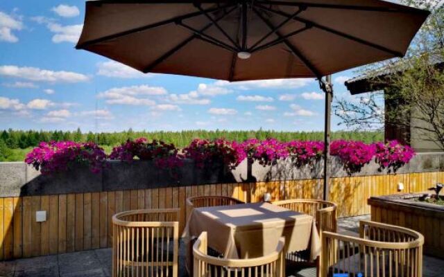 Changbai Mountain Nashan Holiday Hotel