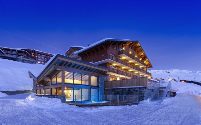 Ours Blanc Hotel & Spa