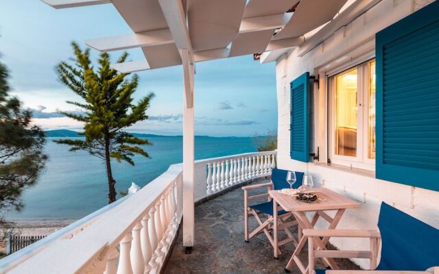 Bay View Suites
