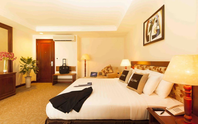 TTC Hotel Deluxe Tan Binh