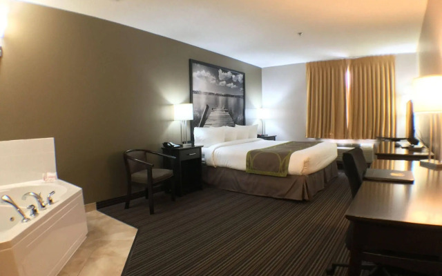 Super 8 by Wyndham Kapuskasing
