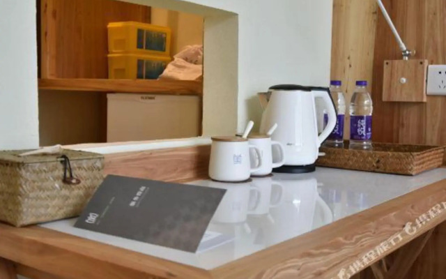 Jue Hotel (Greenbelt Window of Zhengzhou High-speed Railway East Station)