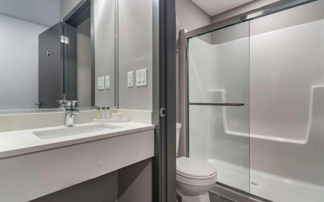 The Hue Hotel, Ascend Hotel Collection