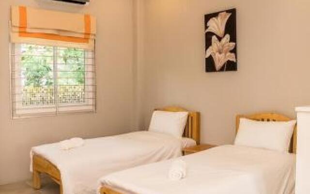 Bann Income Holiday House