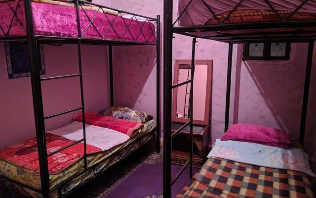 Hostel Riad Marrakech Rouge
