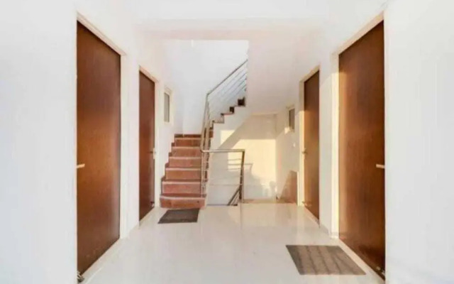 OYO 93365 Hotel Ralex Inn