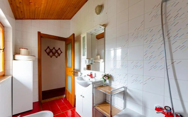 ALTIDO Splendid House w/Garden & Green Hills View