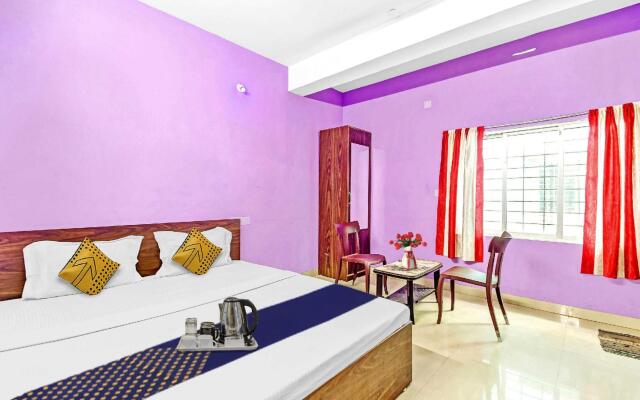 SPOT ON 70379 Hotel Maity Residency