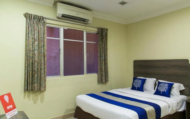 OYO Rooms Imbi Monorail Station