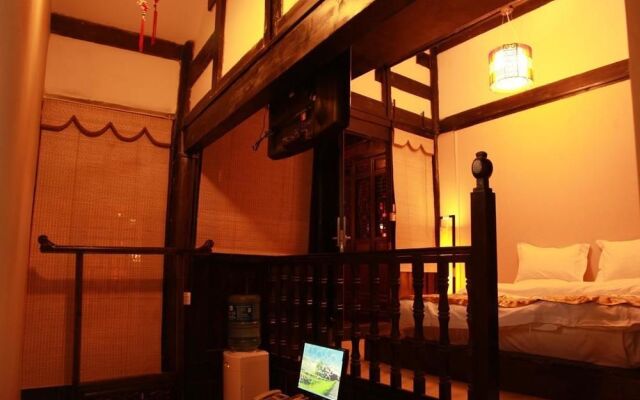 The Inn Sightseeing At 2046's Level