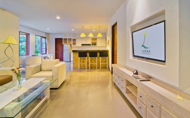 Labak River Hotel by EPS