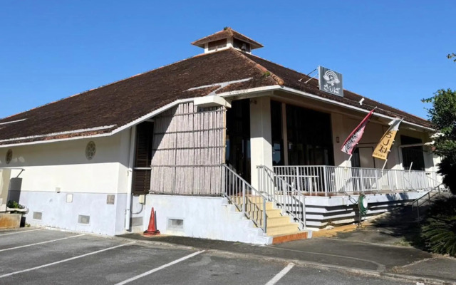 Shimojishima Coral Hotel (Irabujima)