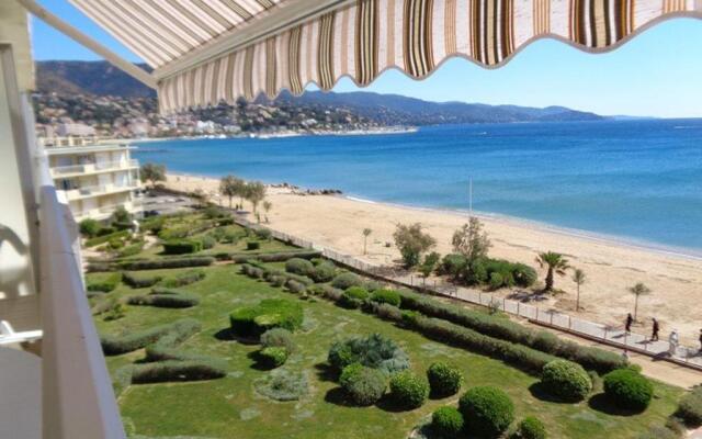 Appartement Le Lavandou, 1 pièce, 3 personnes - FR-1-308-43