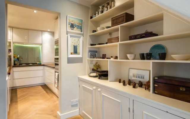 Charming Chiswick Home