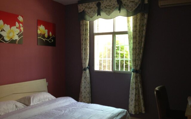 Flower Blooming Inn