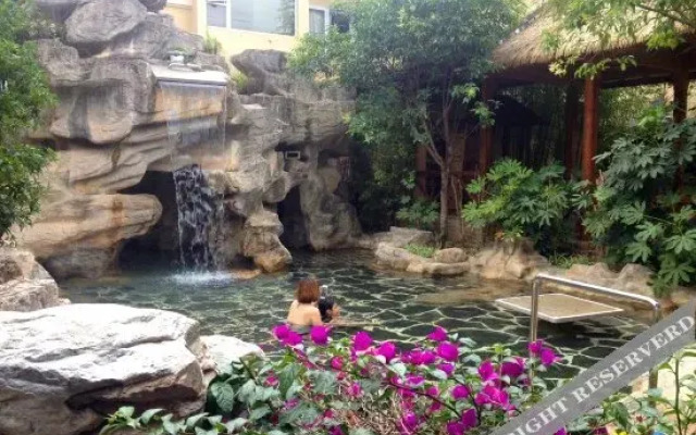 Spring Spa Hotel Dianchi