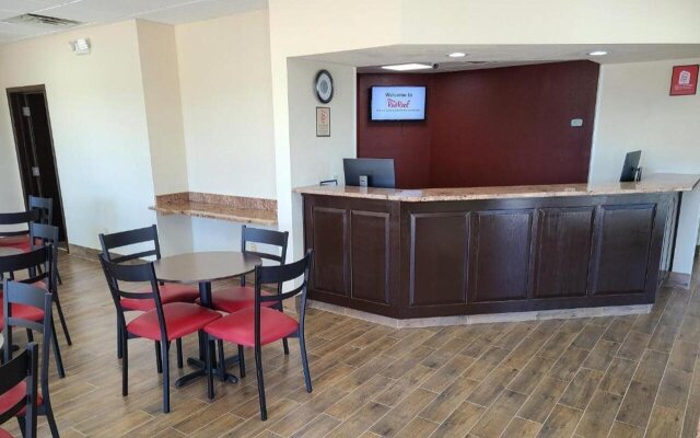 Red Roof Inn Staunton