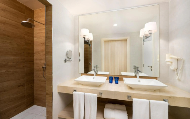 Radisson Blu Residences, Saidia