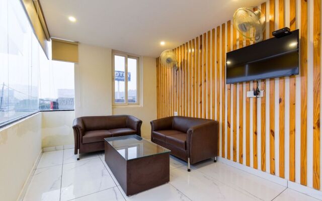 Oyo 46208 Hotel Park Land