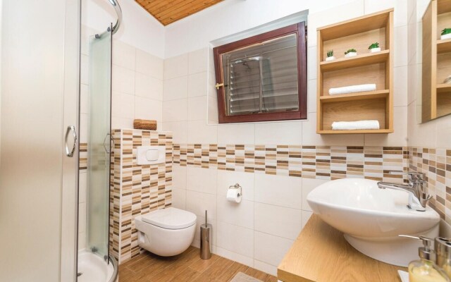 Nice Home in Banjol With Wifi and 3 Bedrooms