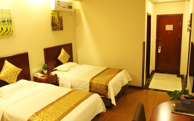 GreenTree Inn ZhangJiaKou XiaHuaYuan District XinChen Road Express Hotel