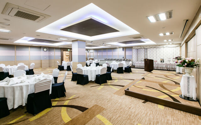 Gyeongju GG Tourist Hotel