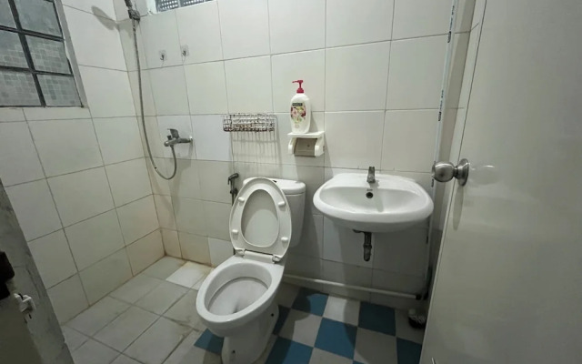 SPOT ON 94142 Al Fatih Residence Syariah 2
