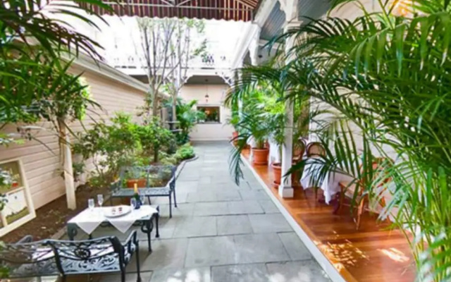 Hotel Alcott