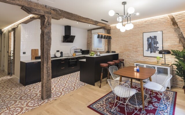 Apartamento De Caracter Farmhouse Moderno