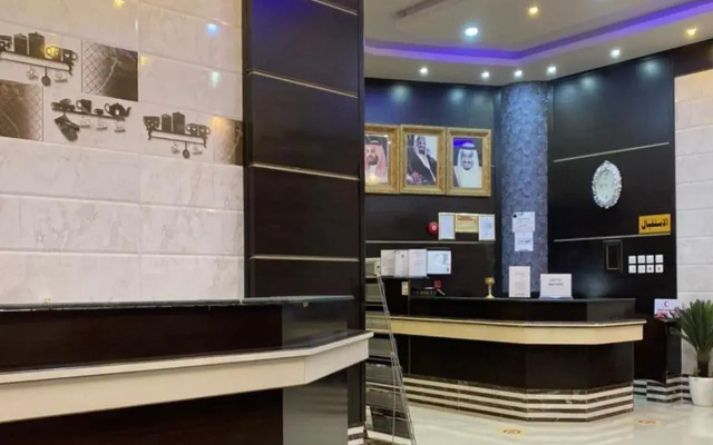 Qasr Aldbab (Family only)