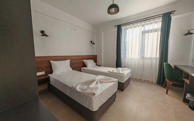 Rigani Gökçeada (+14)