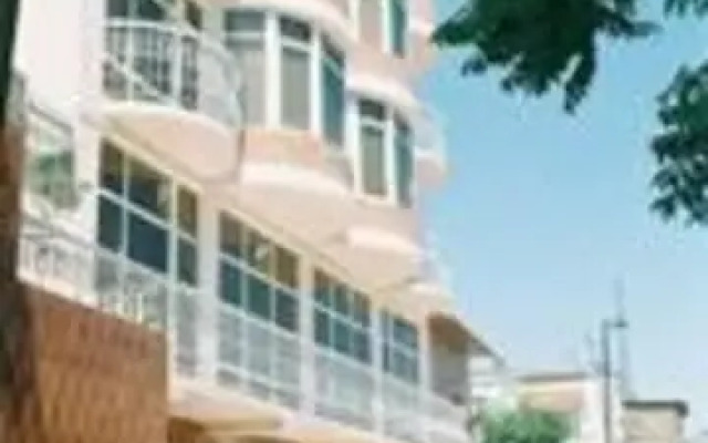 Nur Hotel 1
