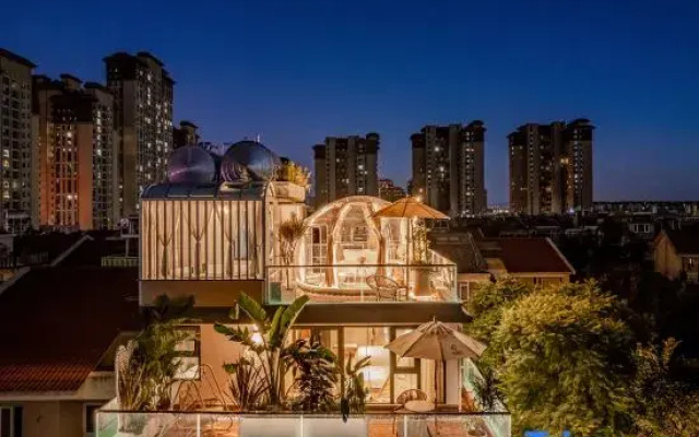 Kunming Dianchi Huayuxu Boutique Bieyuan