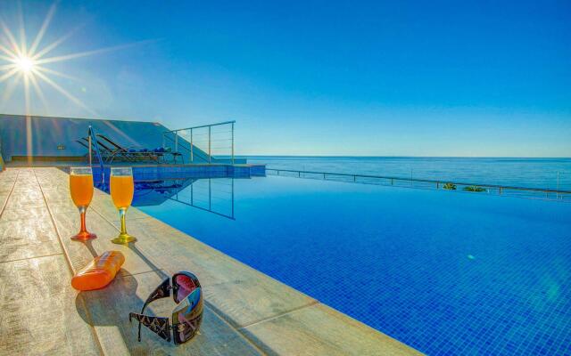 Villa Luisa Seaview 4 Casasol