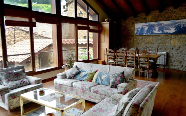 Casa rural Paller i Cort del Pairot