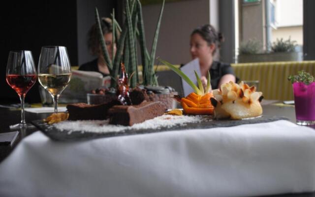 Hôtel Restaurant Le Victoria